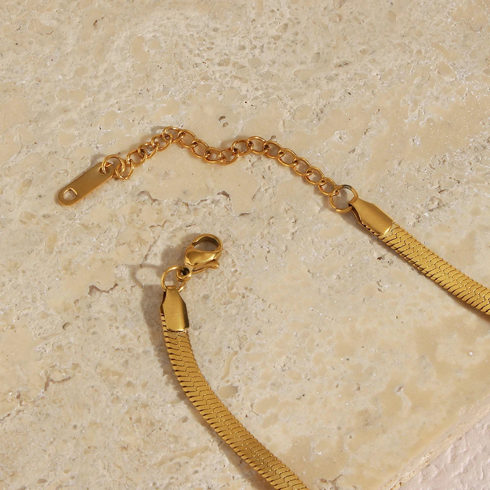 Ebbelle moda aço inoxidável brilhante vermelho rosa zircão pedra gargantilha colar 18k banhado a ouro espinha de peixe corrente jóias