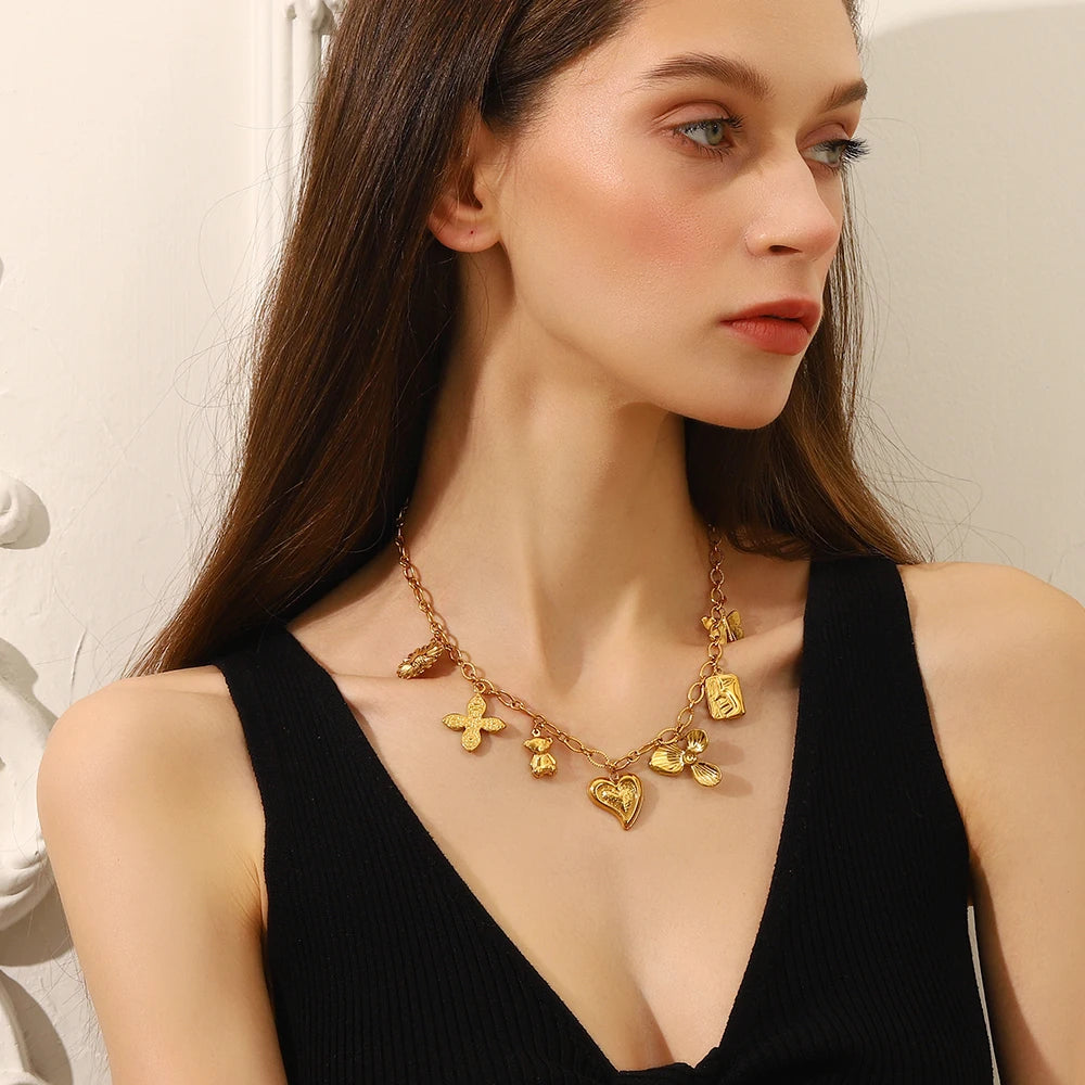 Ebbelle elegante gargantilha de aço inoxidável borboleta flor folha coração pingente colar banhado a ouro feminino chique jóias