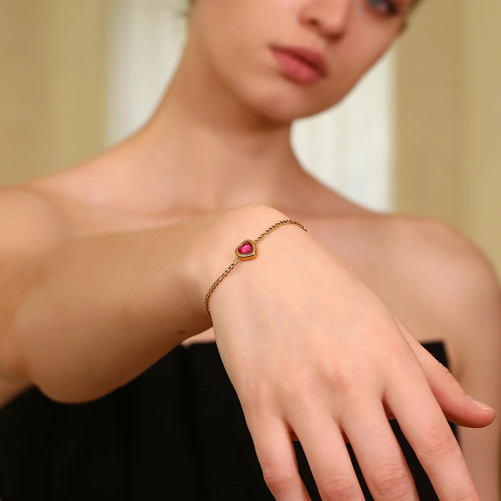 Ebbelle romântico adorável coração amor vermelho zircão pedra pingente figaro corrente pulseira de aço inoxidável banhado a ouro charme pulseira