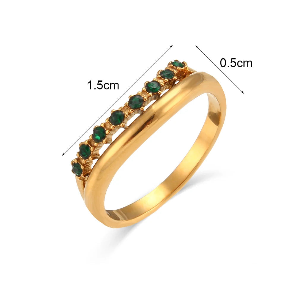 Anel Dourado com Strass em Camadas